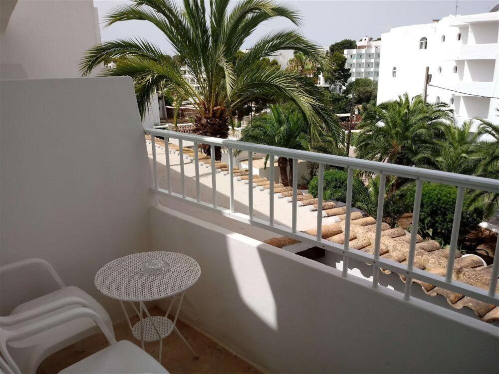 Hostal Oasis Dor Cala D´Or Dış mekan fotoğraf